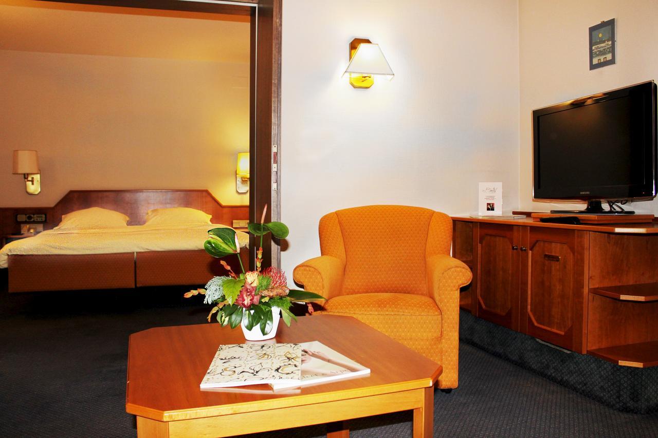 Hotel Restaurant Au Boeuf Blaesheim Zewnętrze zdjęcie